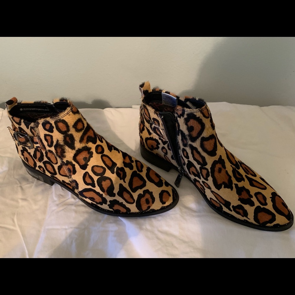 Blondo waterproof boots size 7/ Leopard/ brand new